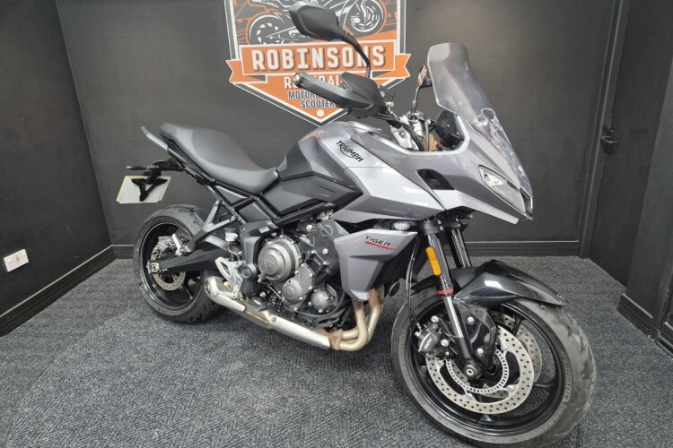 TRIUMPH TIGER SPORT 660