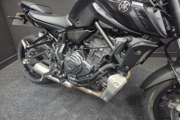 YAMAHA MT-07