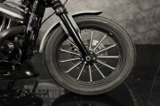 HARLEY DAVIDSON XL 883 N IRON 18