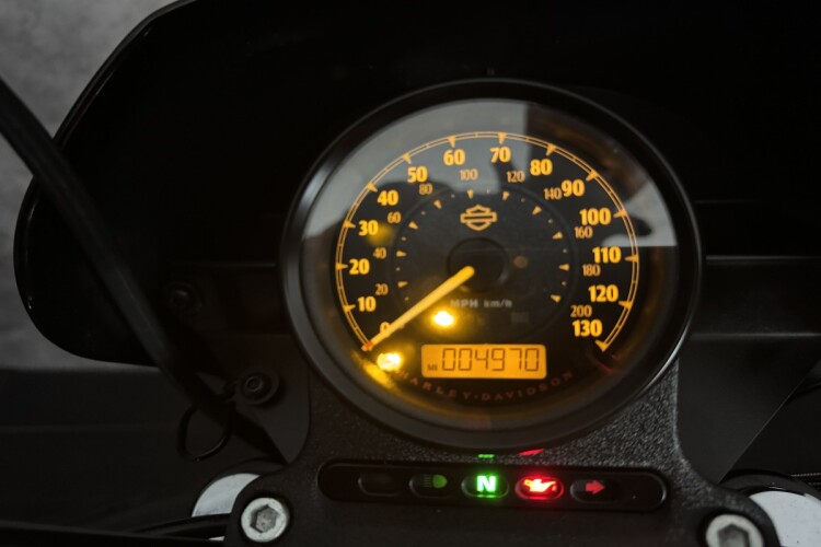 HARLEY-DAVIDSON SPORTSTER