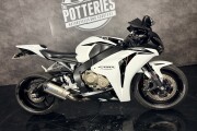HONDA CBR1000RR FIREBLADE