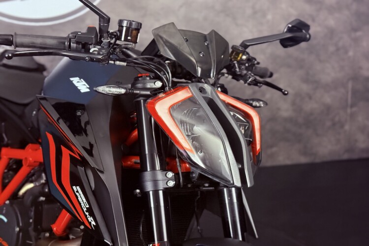 KTM 1290 SUPER DUKE R