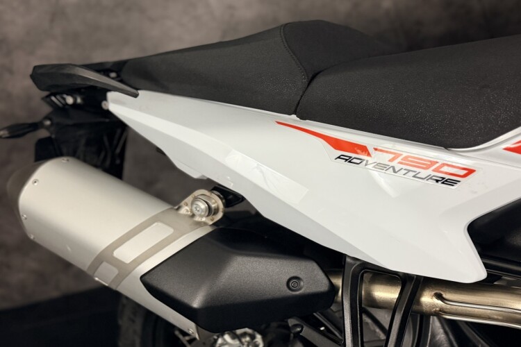 KTM 790 ADVENTURE