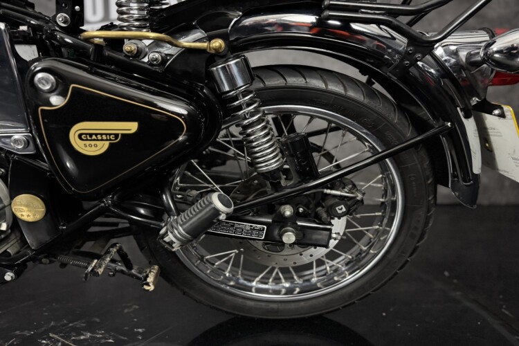 ROYAL ENFIELD BULLET