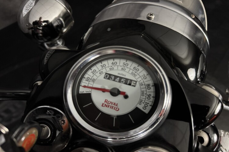 ROYAL ENFIELD BULLET