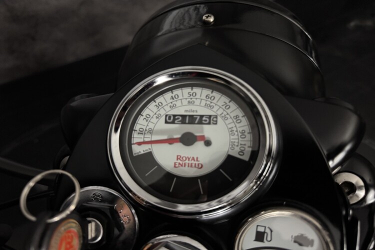 ROYAL ENFIELD BULLET