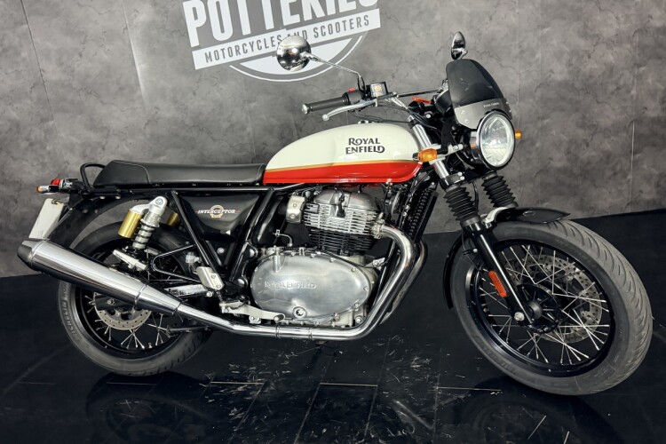 ROYAL ENFIELD INTERCEPTOR 650