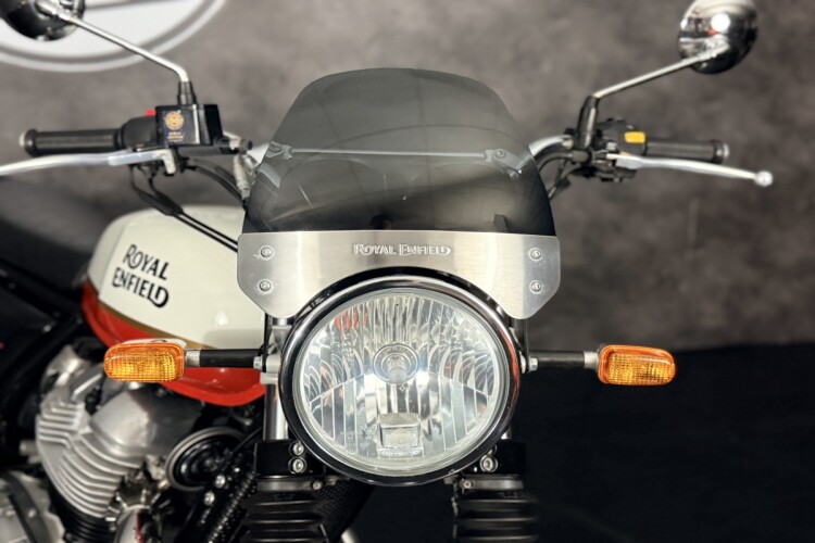 ROYAL ENFIELD INTERCEPTOR 650