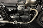 TRIUMPH BONNEVILLE T100