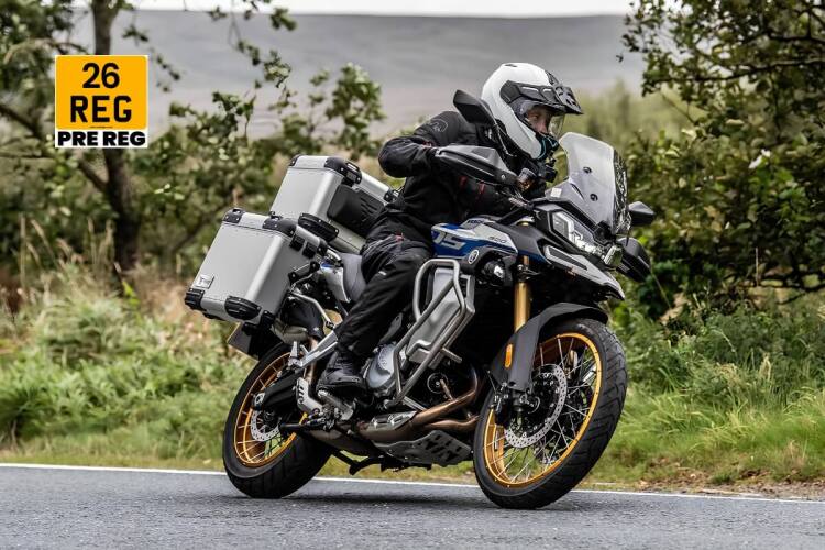 VOGE DS 900X