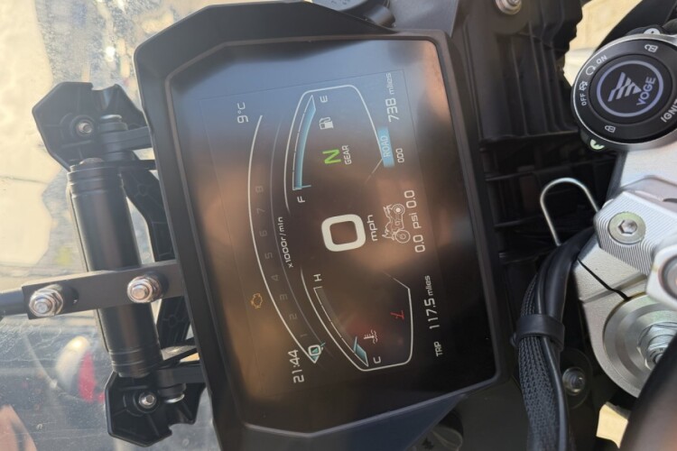 VOGE DS 900 X
