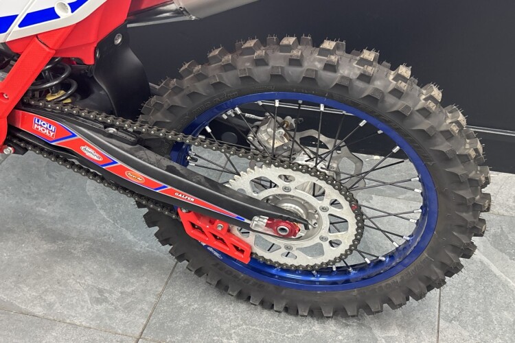 2025 BETA 450 RX, Red - photo 10