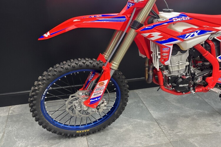 2025 BETA 450 RX, Red - photo 11
