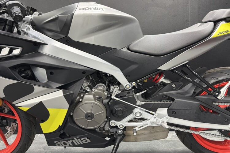 APRILIA RS 457