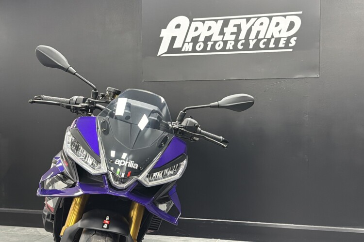 APRILIA TUONO 1100 V4
