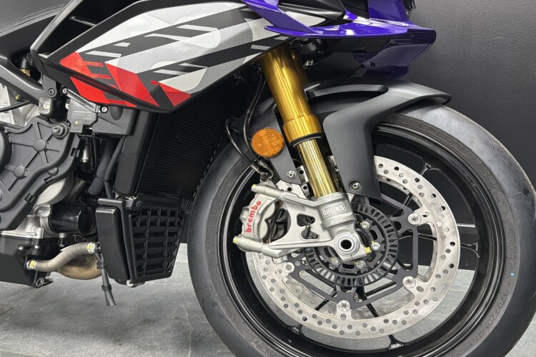 APRILIA TUONO 1100 V4