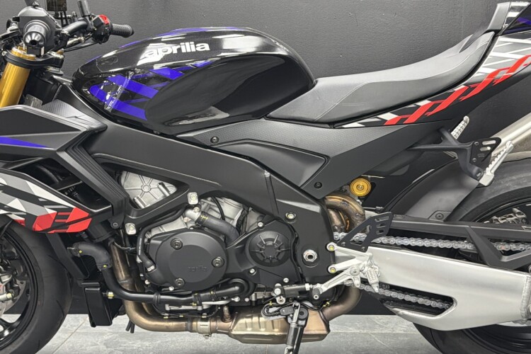APRILIA TUONO 1100 V4
