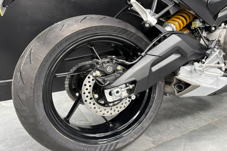 APRILIA TUONO 660