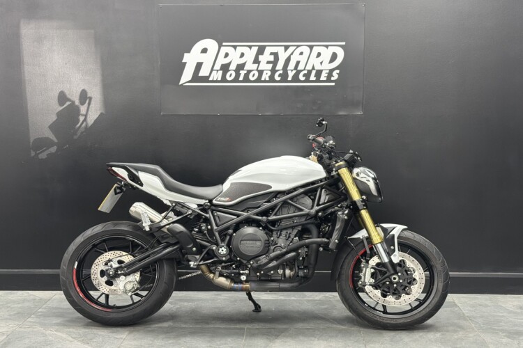 BENELLI 752 S
