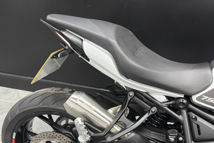 BENELLI 752 S