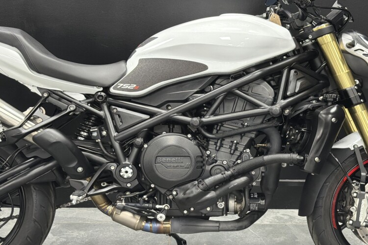 BENELLI 752 S