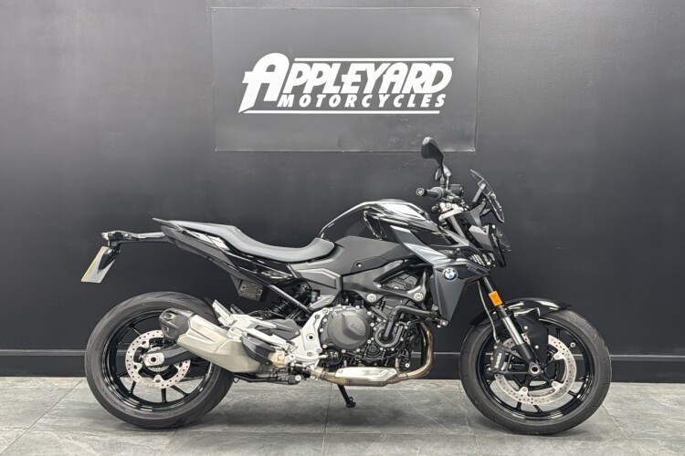 BMW F900R