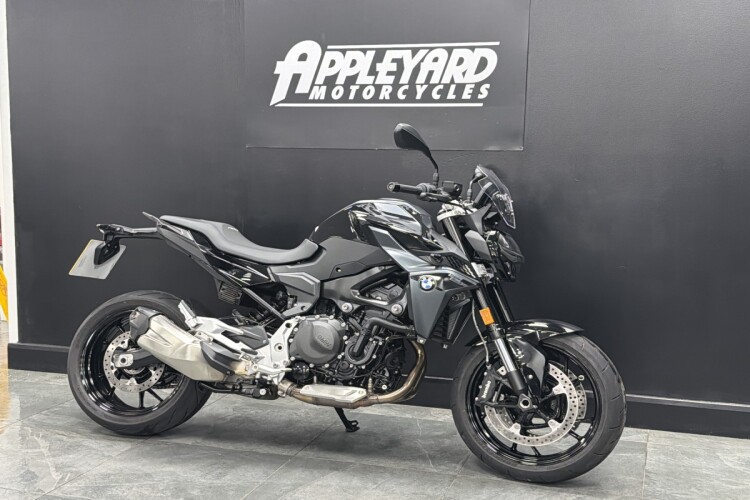 BMW F900R