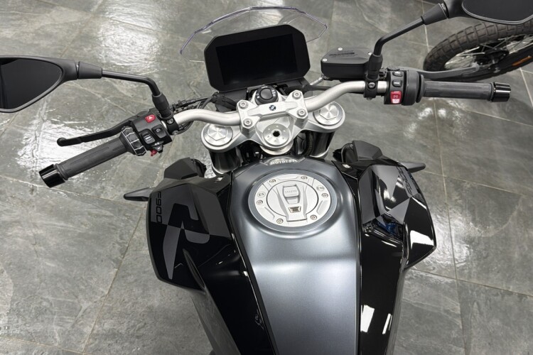 BMW F900R