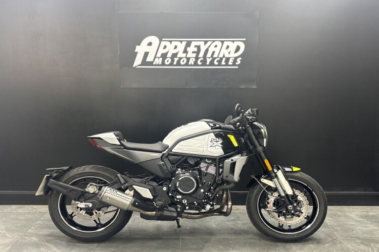 CFMOTO 700CL-X SPORT