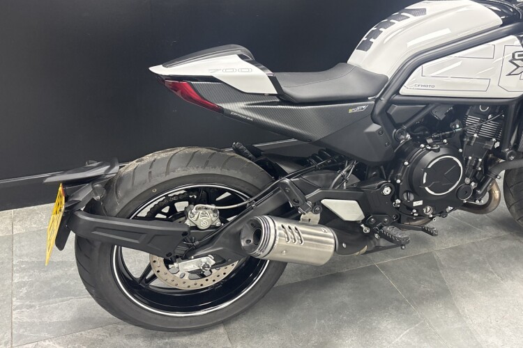 CFMOTO 700CL-X SPORT
