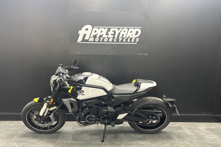 CFMOTO 700CL-X SPORT