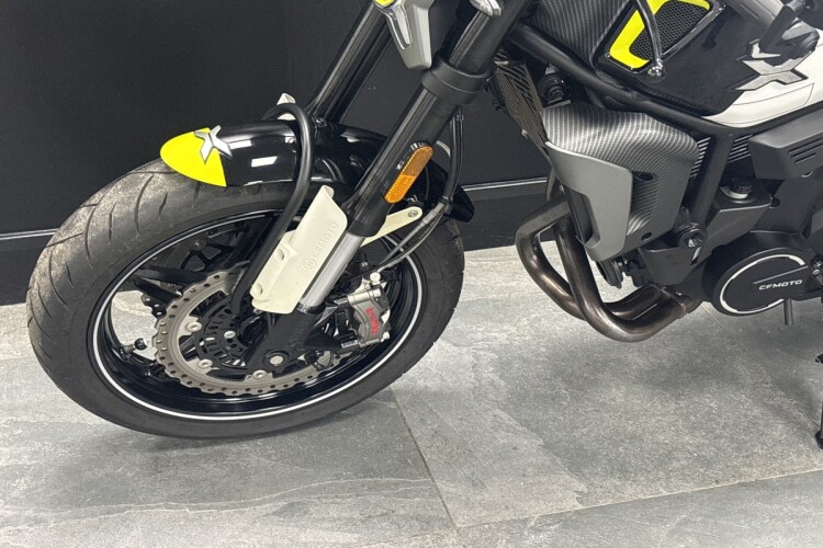 CFMOTO 700CL-X SPORT