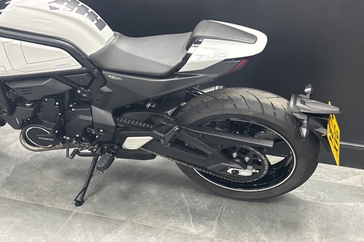 CFMOTO 700CL-X SPORT