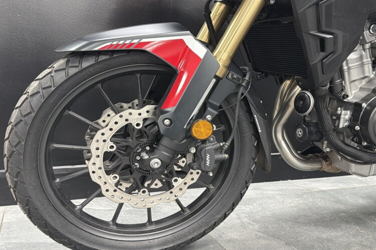 HONDA CB500X