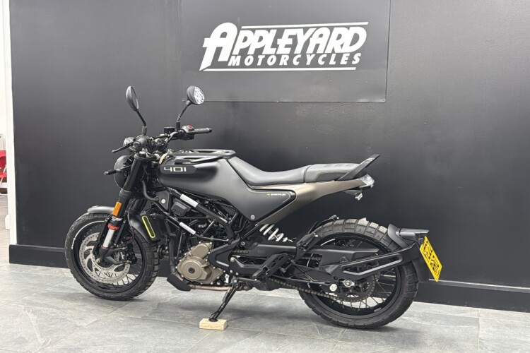 HUSQVARNA SVARTPILEN 401