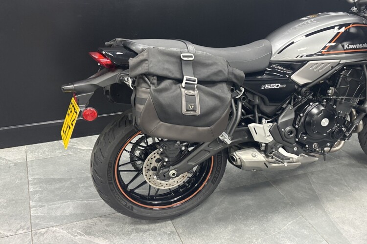 KAWASAKI Z650 RS