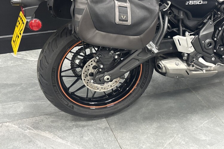 KAWASAKI Z650 RS