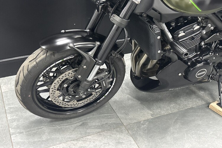 KAWASAKI Z900 RS