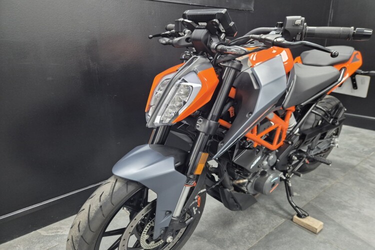 KTM 390 DUKE