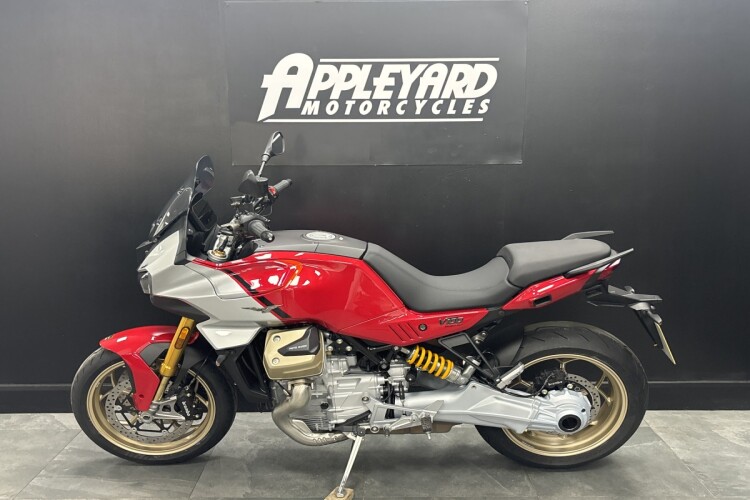 MOTO GUZZI V100 MANDELLO