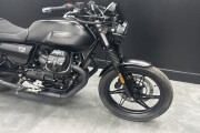 MOTO GUZZI V7