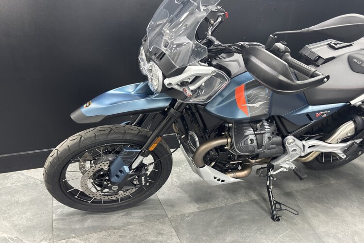 MOTO GUZZI V85