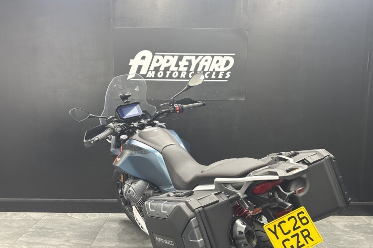 MOTO GUZZI V85