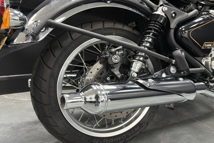 ROYAL ENFIELD CLASSIC 650