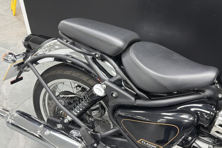 ROYAL ENFIELD CLASSIC 650