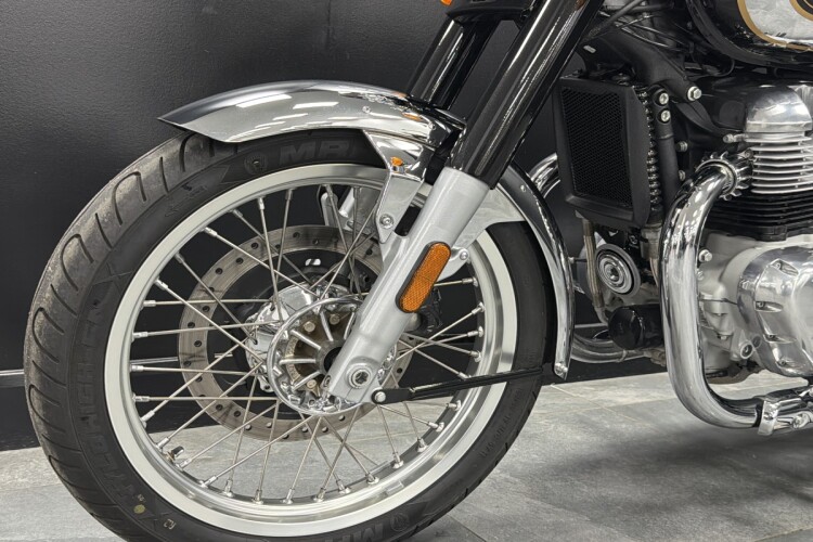 ROYAL ENFIELD CLASSIC 650