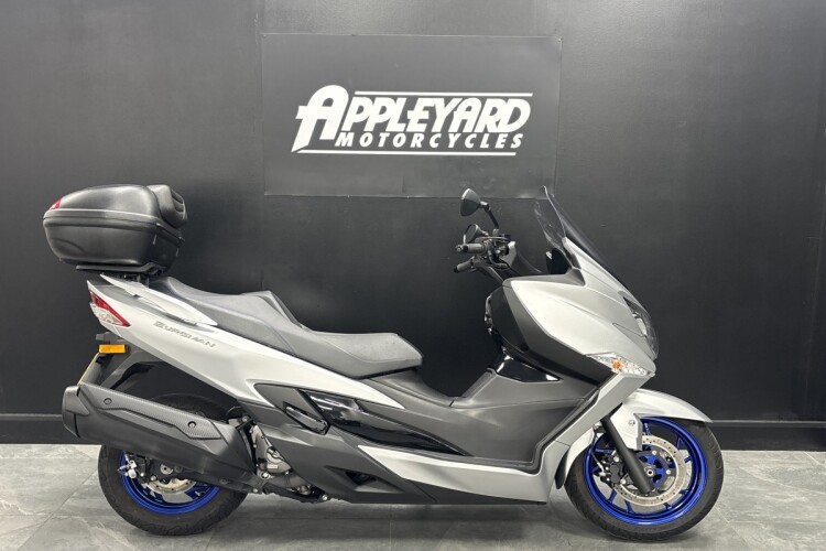 SUZUKI BURGMAN 400