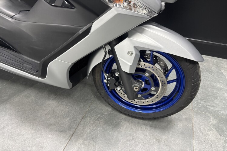 SUZUKI BURGMAN 400