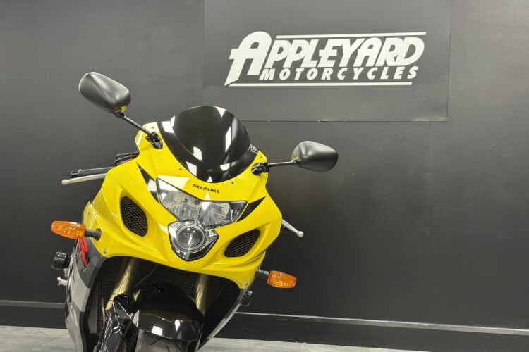 SUZUKI GSX-R750