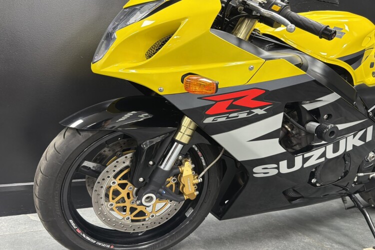 SUZUKI GSX-R750